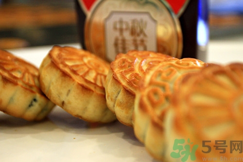 广式月饼皮的配方比例,广式月饼馅料的做法及配方