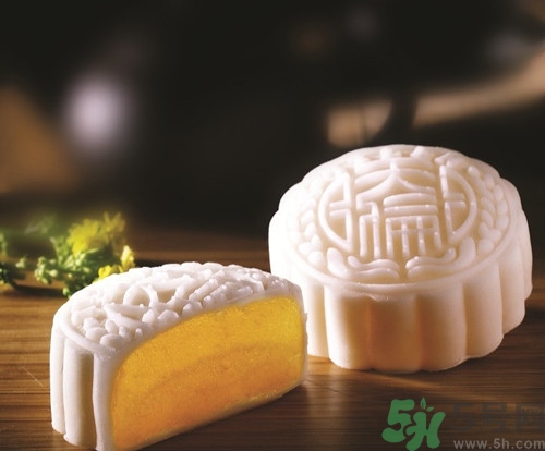 冰皮月饼需要蒸吗,冰皮月饼可以烤箱烤吗