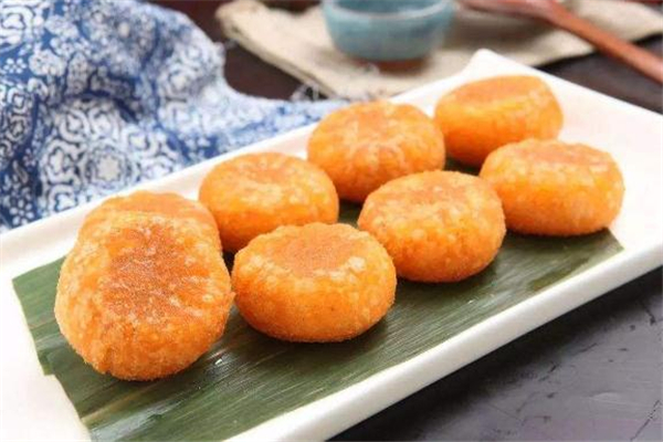 南瓜饼不能和什么一起吃吗,南瓜饼和柿饼能一起吃吗