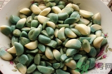 什么是腊八蒜怎么制作,腊八蒜怎么腌制又绿又好吃 什么是腊八蒜怎么制作,腊八蒜怎么腌制又绿又好吃