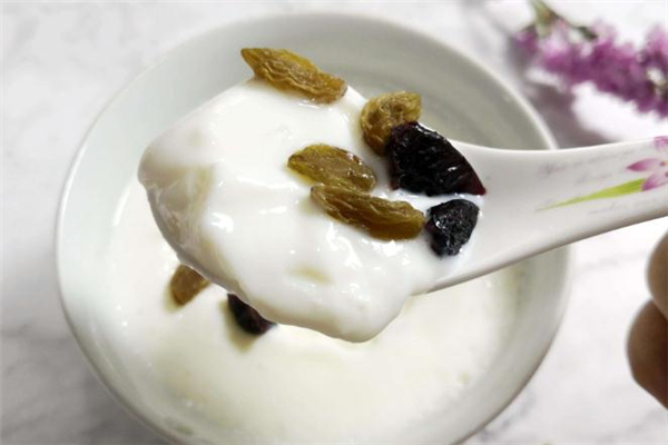 双皮奶不能和什么一起吃?,双皮奶可以和什么一起配着吃