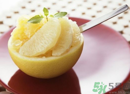 柚子皮可以泡水喝吗?有什么作用?,橘子皮能泡茶喝吗?起什么功效?