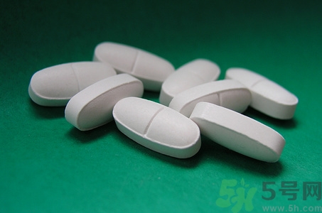 橘子和钙片可以一起吃吗,钙片可以和橘子