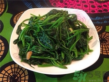 鸡蛋和红薯叶可以一起吃吗?专业回答,薯叶能和鸡蛋一起吃吗?