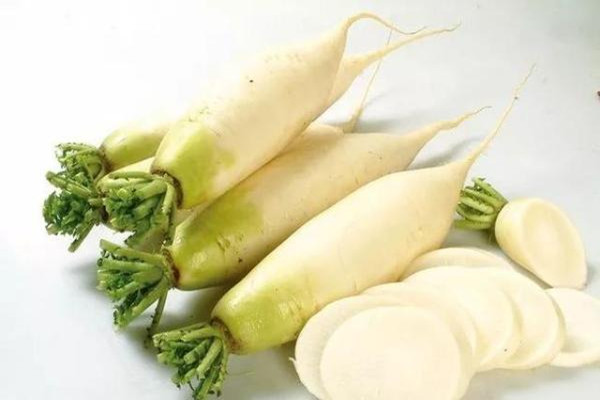 萝卜吃了会胀气还是顺气,吃萝卜是通气还是胀气 萝卜吃了会胀气还是顺气,吃萝卜是通气还是胀气