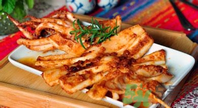 鱿鱼和樱桃能一起吃吗,鱿鱼可以和核桃一起吃吗