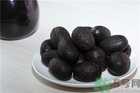 吃黑橄榄有什么好处和坏处,黑橄榄有什么功效和作用