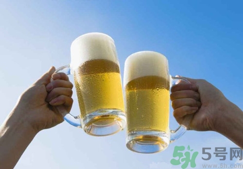 板栗和啤酒能不能一起吃,板栗和酒可以一起吃吗