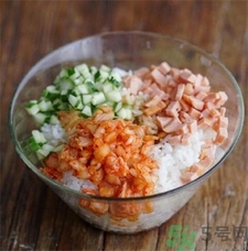 里脊肉饭团图片,饭团包肉的做法大全