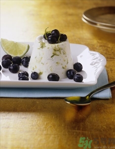 草莓布丁怎么做,草莓布丁怎么做简单又好吃