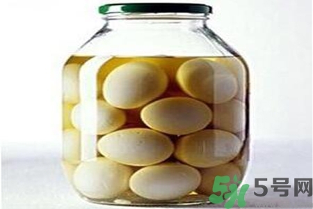 醋泡鸡蛋可以治病吗?,醋泡鸡蛋能治疗什么病 醋泡鸡蛋可以治病吗?,醋泡鸡蛋能治疗什么病