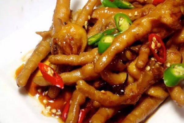 吃泡椒凤爪会长胖吗?,减肥期间吃泡椒凤爪会胖么