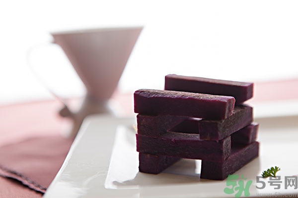 紫薯吃多少不会胖,吃紫薯热量高吗?容易发胖吗?