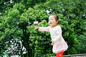 宝宝咳嗽能吃果冻吗?,宝宝咳嗽可以吃果冻吗