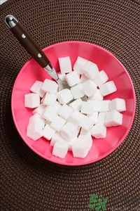 冰糖热量高吗?经常吃会胖吗?,冰糖会发胖么 冰糖热量高吗?经常吃会胖吗?,冰糖会发胖么