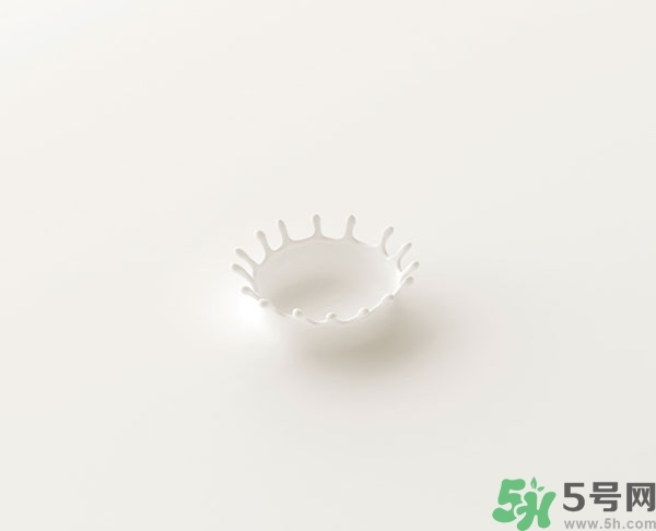 豆奶跟牛奶的区别,牛奶还是豆奶好