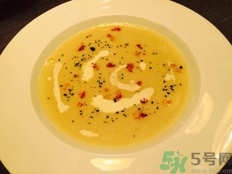 黑松露是什么味道,黑松露是一种什么东西 黑松露是什么味道,黑松露是一种什么东西