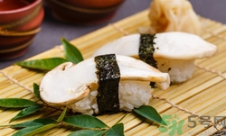 松茸冰冻后变黄还可以吃吗,松茸里面变色了还能吃吗