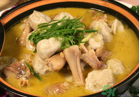 煲汤用公鸡还是母鸡比较好,公鸡煲汤好还是母鸡煲汤好喝