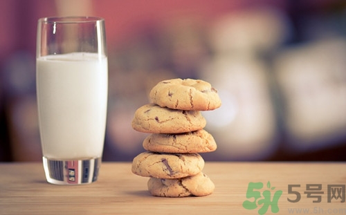 蟑螂有奶吗,蟑螂奶是什么东西