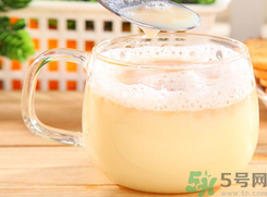 巧克力可以和豆浆一起吃吗?,豆浆和巧克力蛋糕可以一起吃吗