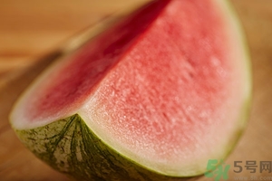 西瓜肉有几种颜色?,西瓜肉有几种颜色的品种