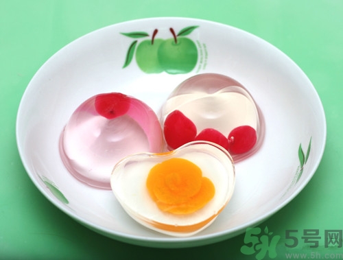 吃了过期两个月的果冻会怎么样,果冻过期了一个月还可以吃吗