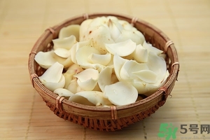 酸枣仁和百合的功效和作用,百合的功效和作用吃法