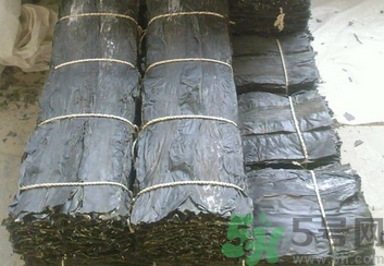 海带上有小黑斑能吃吗,海带上面有白色斑点能吃吗