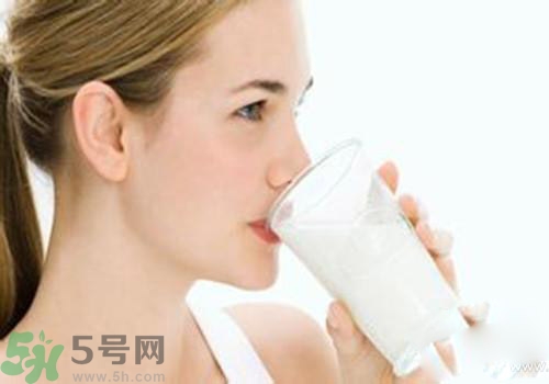 骆驼奶是酸性还是碱性,驼奶是酸性还是碱性