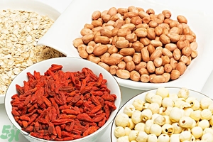 莲子的做法和吃法,男人吃莲子的好处和坏处