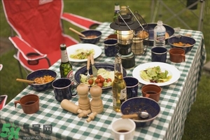 吃豆腐能喝啤酒吗,吃豆腐可以喝啤酒吗