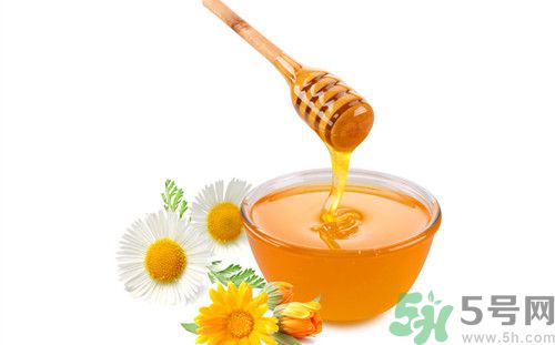 蜂蜜怎么储存法夏天要放冰箱吗,夏天蜂蜜要放冰箱吗