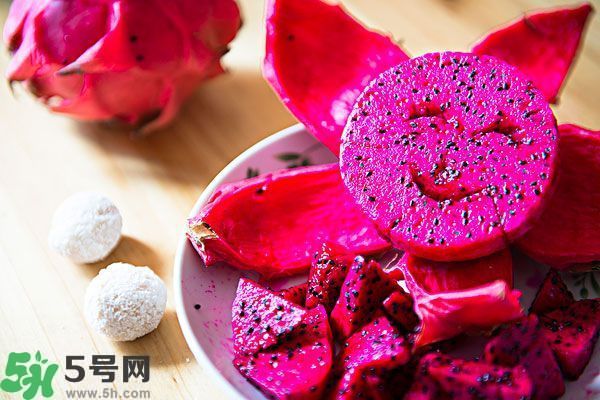 火龙果外皮烂了还能吃吗?,火龙果外皮烂了里面还能吃吗 火龙果外皮烂了还能吃吗?,火龙果外皮烂了里面还能吃吗