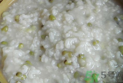 绿豆稀饭喝多的害处,绿豆白米稀饭的功效