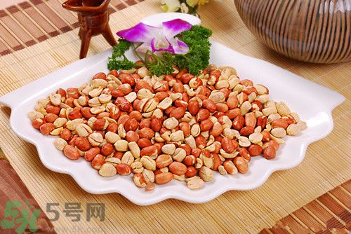 没炒熟的花生能吃吗,花生没炒熟如何补救