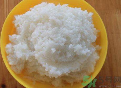 吃米饭便秘怎么回事,吃米饭容易便秘吗