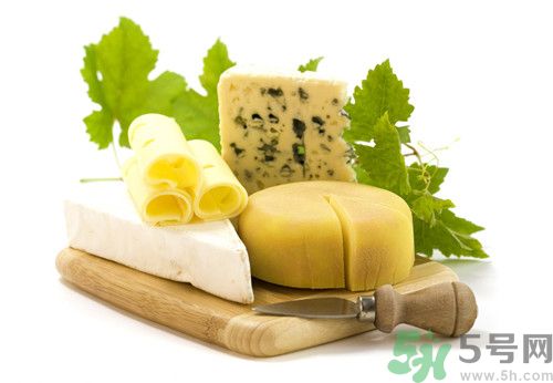 黄油和奶酪有什么区别?,黄油和奶酪是一样的吗