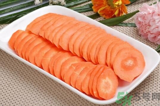 冬瓜可以和白萝卜一起炒吗,北瓜和胡萝卜能一起炒吗 冬瓜可以和白萝卜一起炒吗,北瓜和胡萝卜能一起炒吗