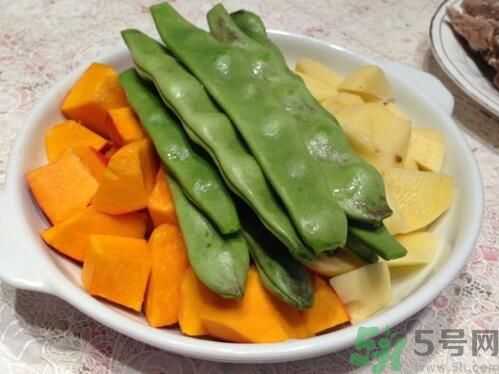 四季豆可以和南瓜一起吃吗?,四季豆能和南瓜一起吃吗