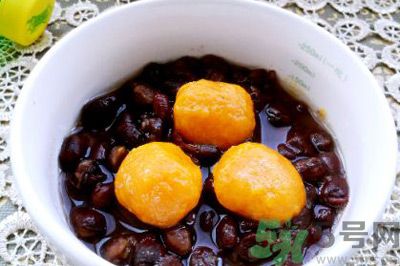 南瓜可以和红豆一起吃吗?,红小豆和南瓜能不能在一起吃 南瓜可以和红豆一起吃吗?,红小豆和南瓜能不能在一起吃