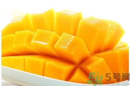 芒果可以和李子一起吃吗?,李子和芒果能一起吃吗 芒果可以和李子一起吃吗?,李子和芒果能一起吃吗