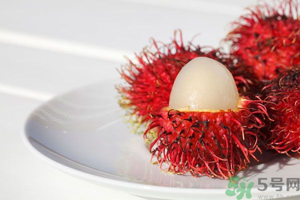 红毛丹怎么吃不沾核皮,红毛丹怎么吃法 红毛丹怎么吃不沾核皮,红毛丹怎么吃法