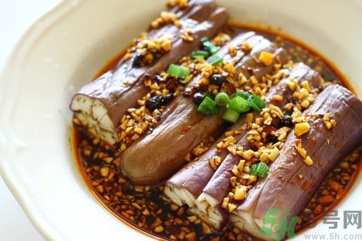 茄子皮有什么功效和作用,茄子皮有什么功效