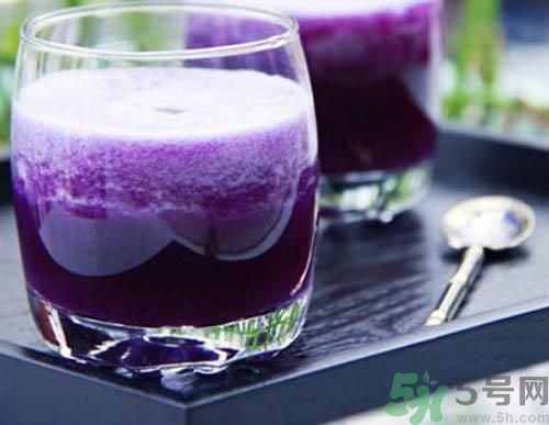 紫甘蓝可以榨汁喝吗,紫甘蓝可以榨汁喝吗?紫甘蓝榨汁喝有什么好处?