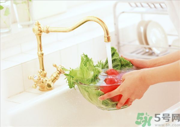 蔬菜清洗流程,生吃蔬菜怎么洗干净 蔬菜清洗流程,生吃蔬菜怎么洗干净