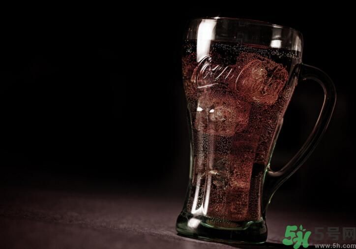 可乐没气了还能喝吗,可乐有气还能喝吗