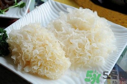 南瓜可以和银耳一起煮吗,南瓜可以和银耳汤一起吃吗