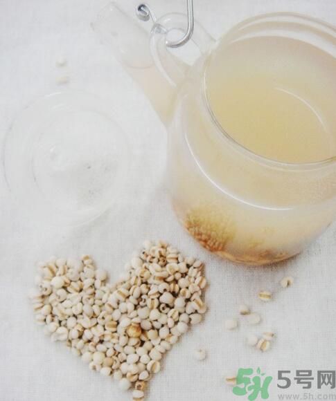 经期可以喝薏米水吗?,姨妈期间能喝薏米水吗