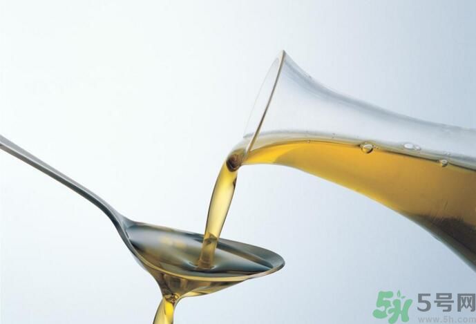 橄榄油和橄榄调和油哪个食用最好,吃橄榄油调和油的好处